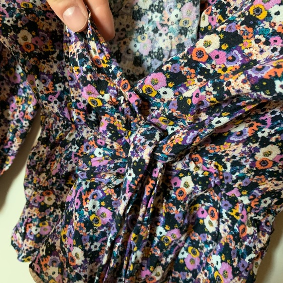 Zara Long-sleeve Floral Blouse - Picture 4 of 5